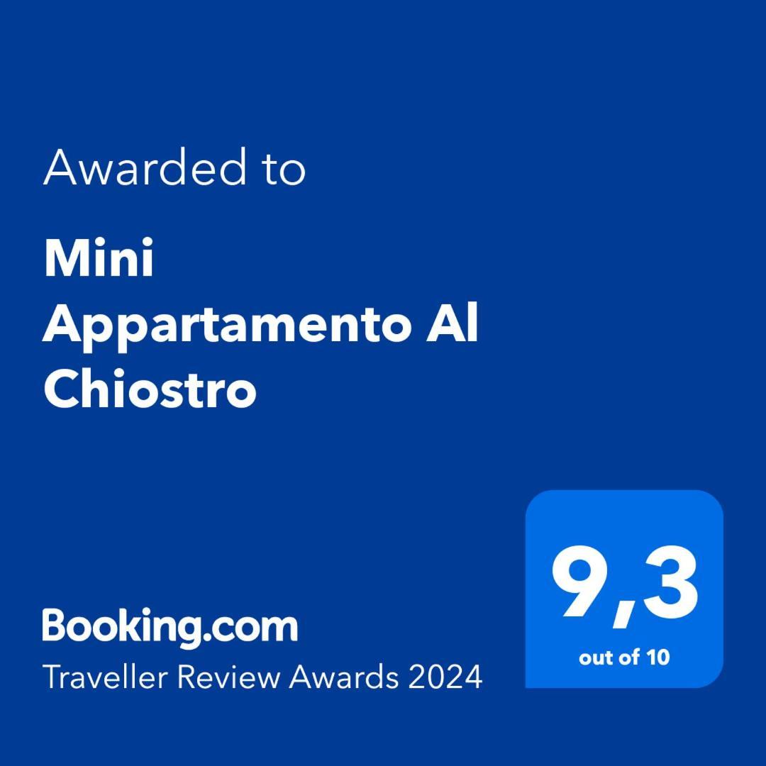 Mini Appartamento Al Chiostro Наполи Екстериор снимка